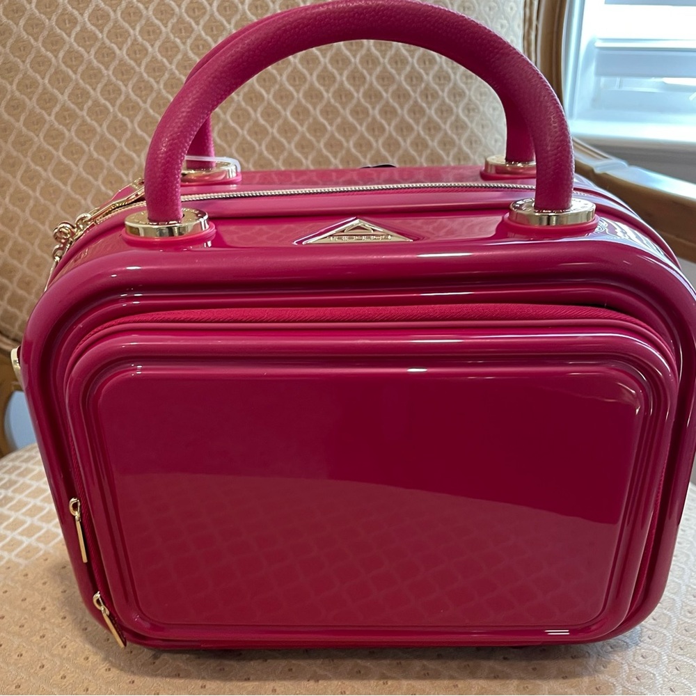 Triforce Beauty Case Green or Pink